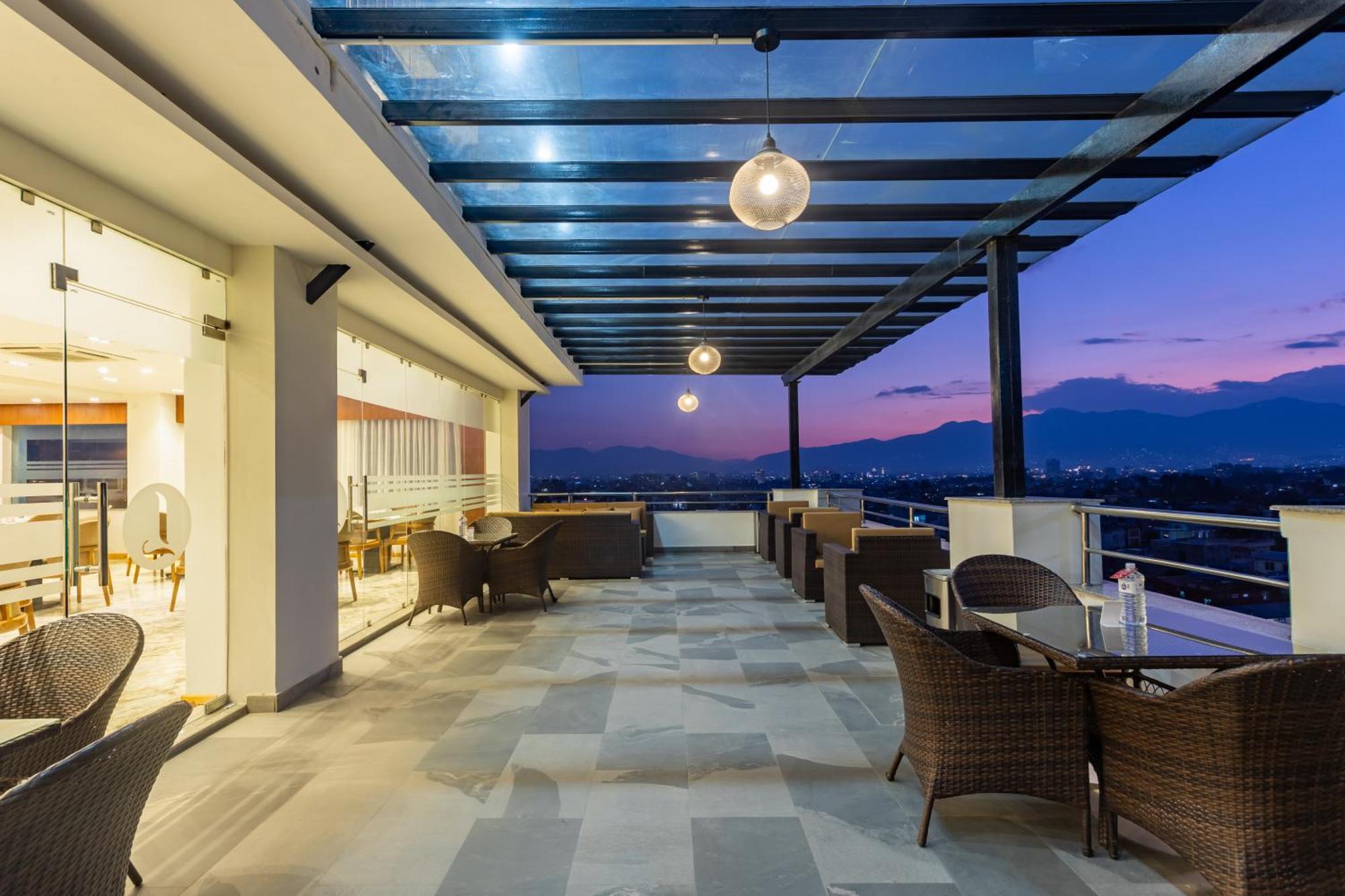 Mandala Norling Lords Prime Kathmandu Hotel Exterior foto