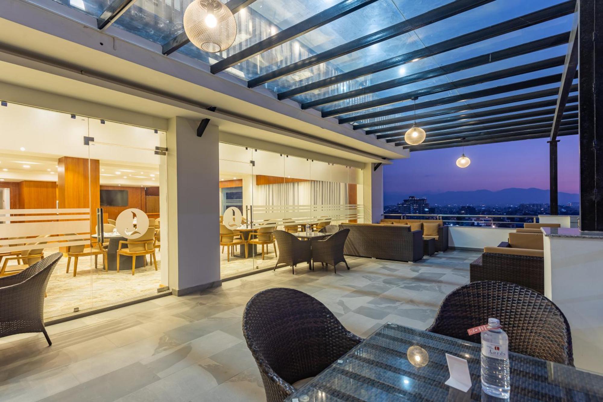 Mandala Norling Lords Prime Kathmandu Hotel Exterior foto